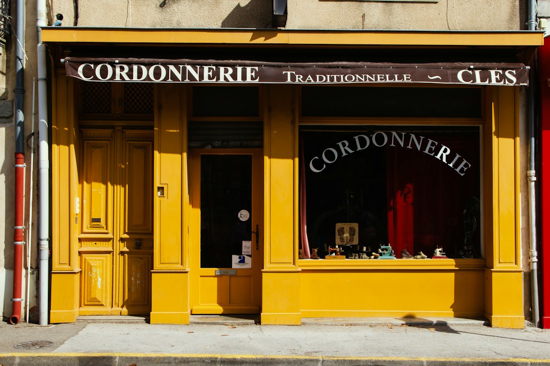 Yellow Cobbler Shopfront